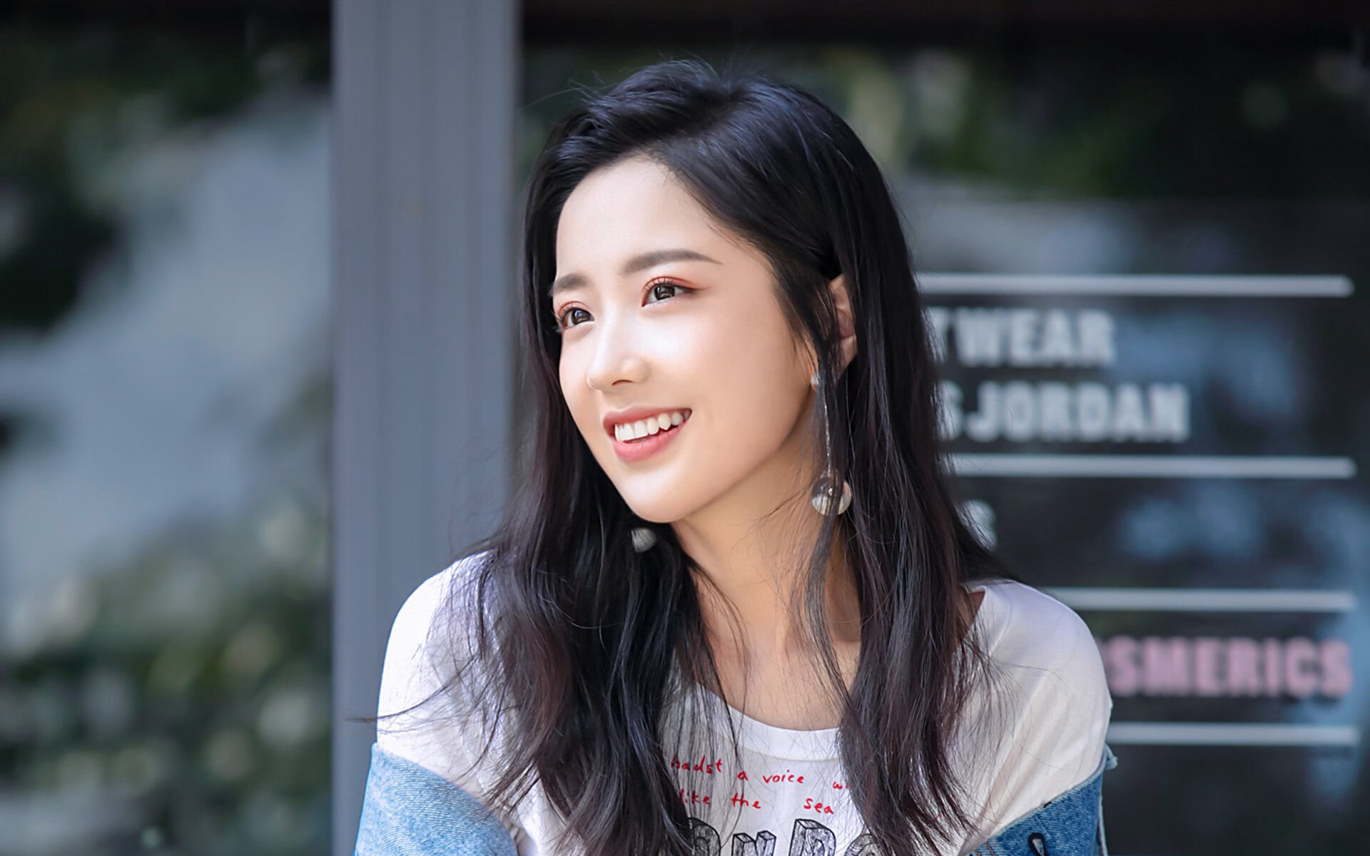 世界杯预选赛国足爆冷 球迷建议更换主帅，2022世界杯预选赛国足输给谁了